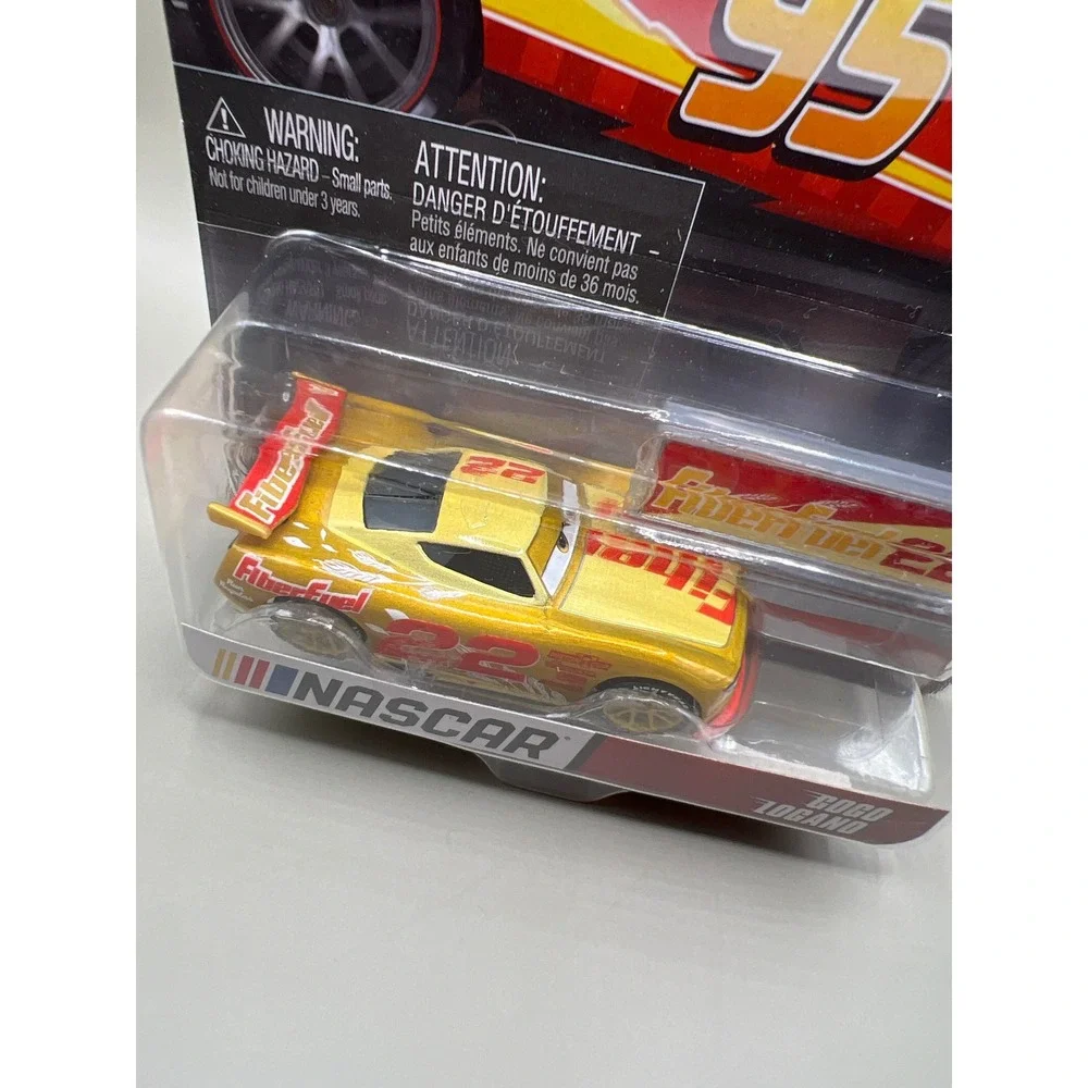 Disney Pixar Cars NASCAR Gogo Logano FiberFuel 22 Gold Diecast Mattel HYB65 2024